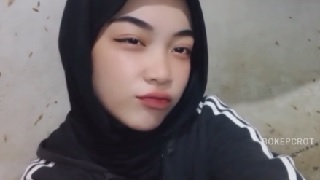 Hijab Penurut Tanpa Komplain